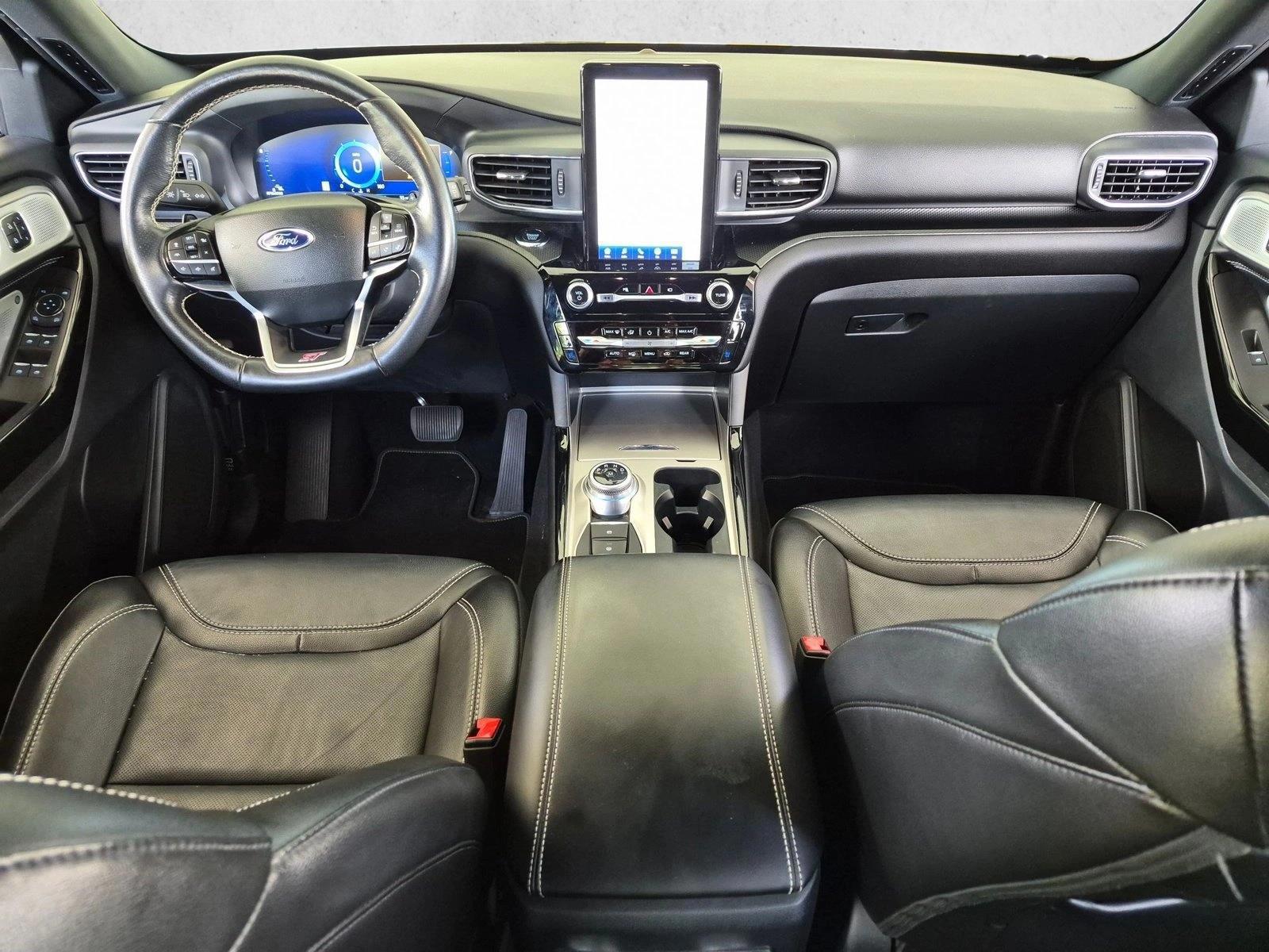 Thumbnail: 2022 Ford Explorer - 3