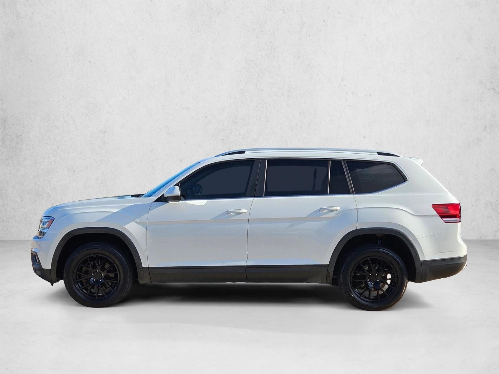 Thumbnail: 2018 Volkswagen Atlas - 2