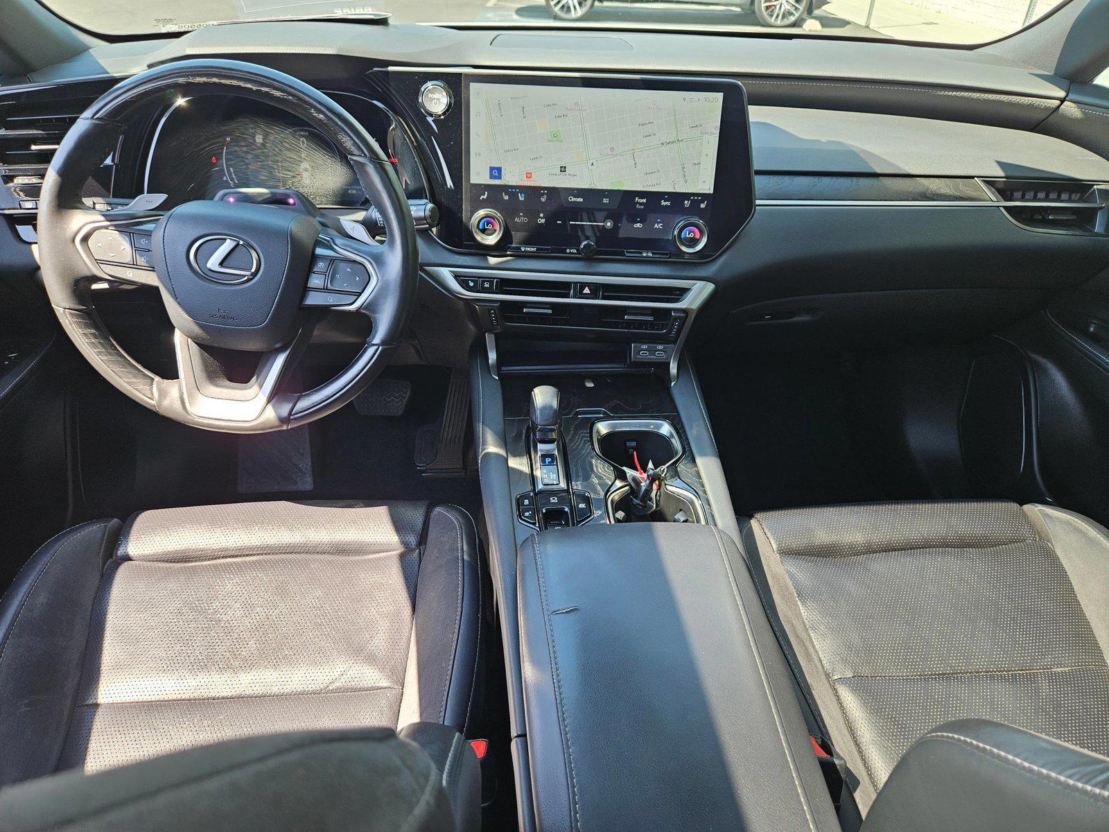 2023 Lexus RX Hybrid 350h - Photo 17