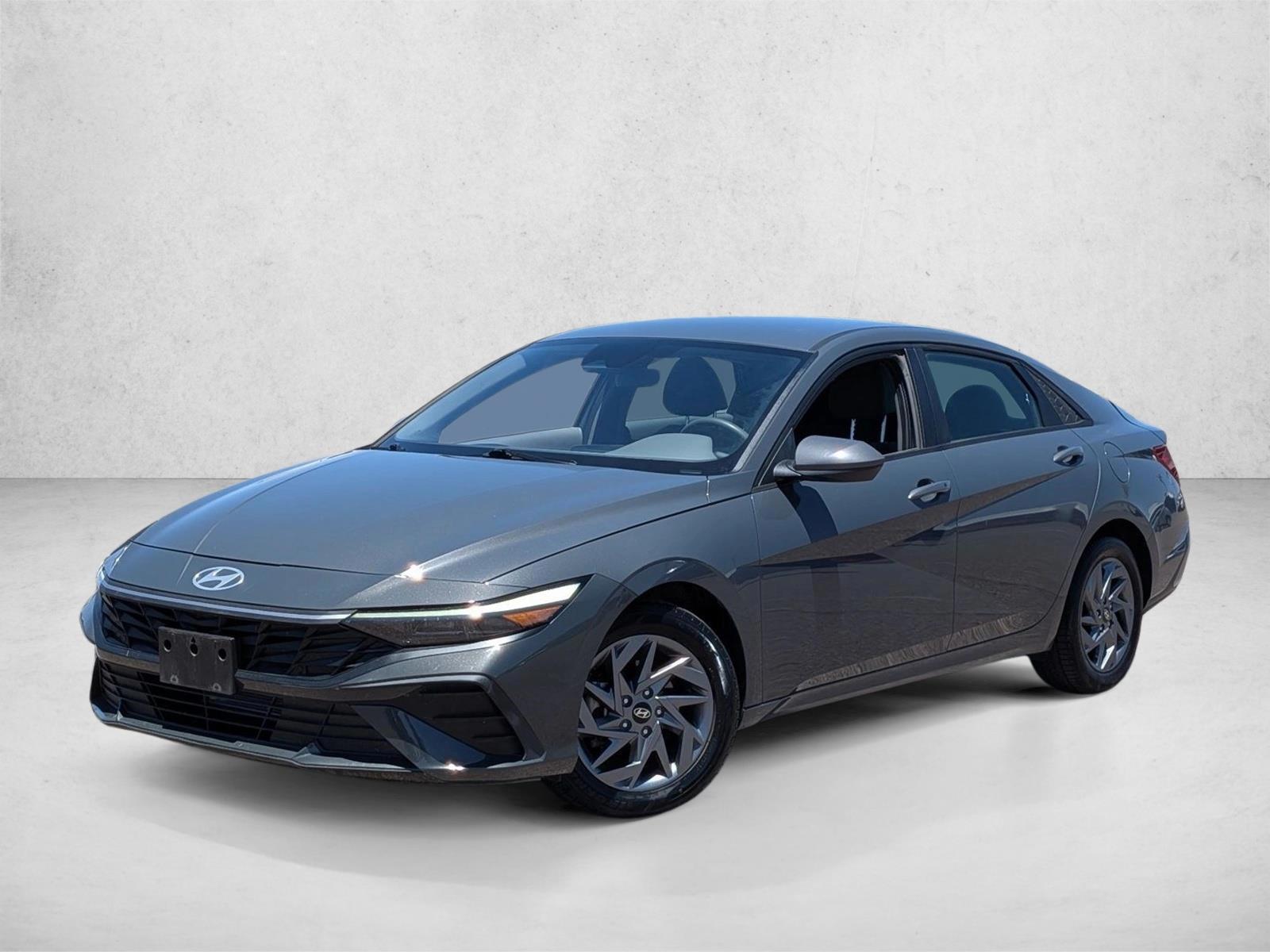 Thumbnail: 2024 Hyundai Elantra - 1