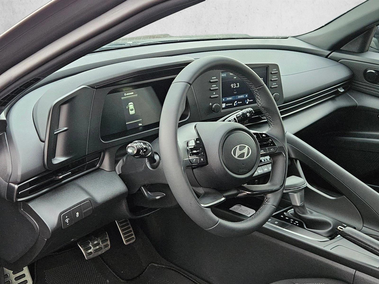 Thumbnail: 2026 Hyundai Elantra - 3