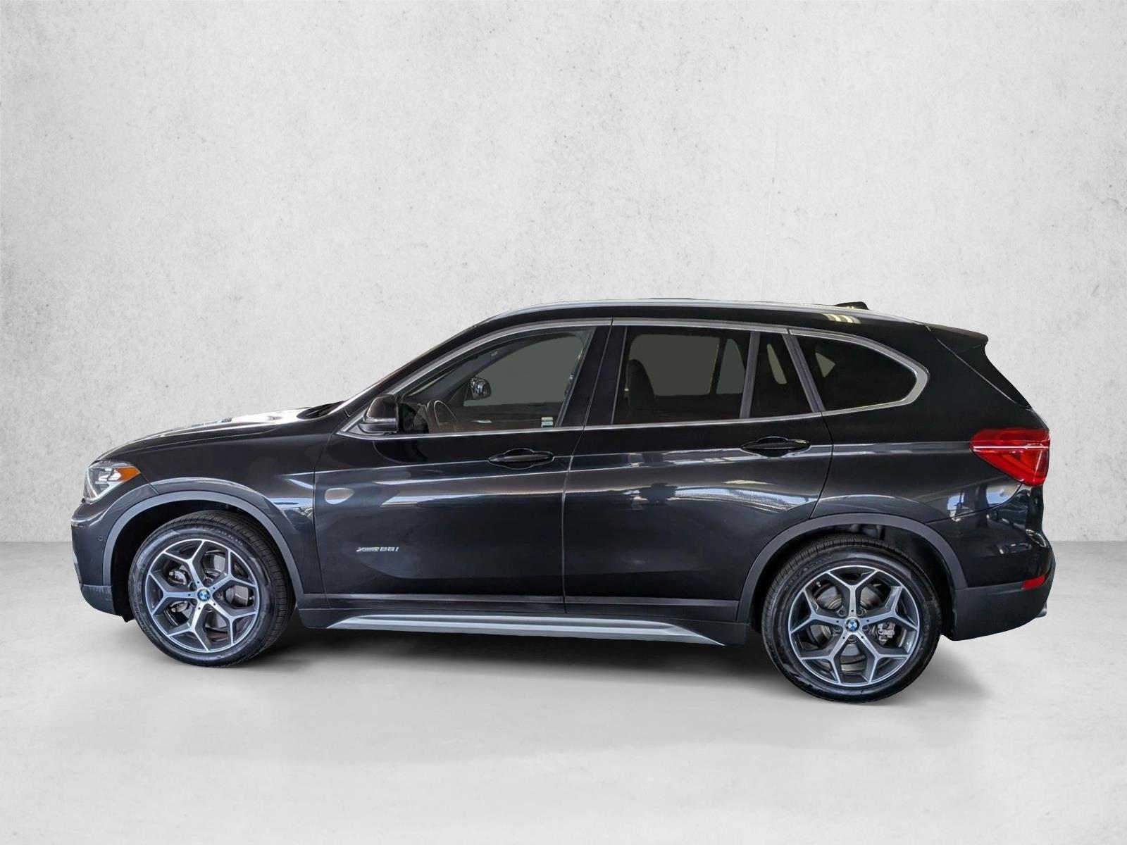 Thumbnail: 2016 BMW X1 - 2