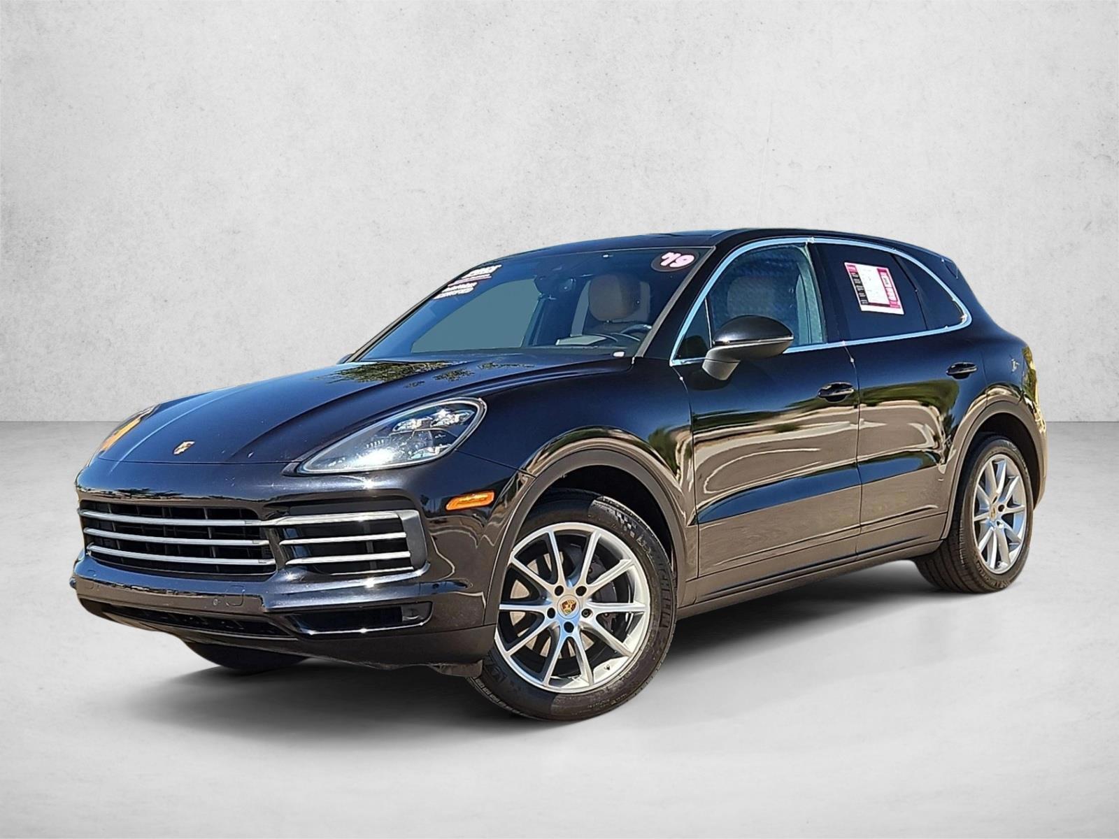 2019 Porsche Cayenne -'s photo