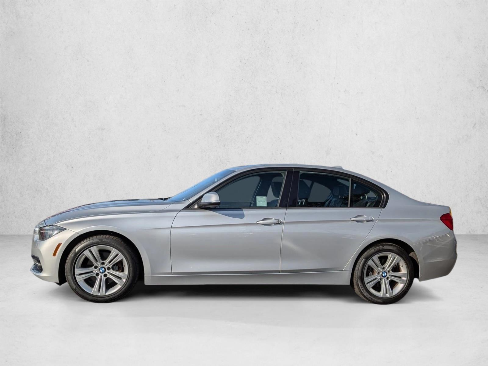 Thumbnail: 2016 BMW 3 Series - 2
