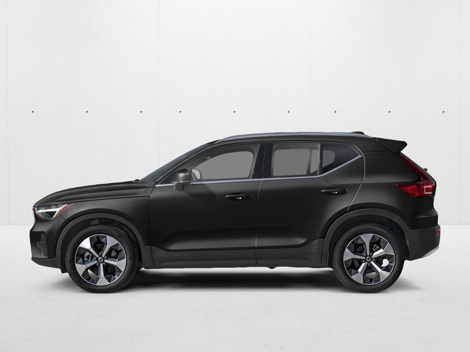 Thumbnail: 2026 Volvo XC40 - 2