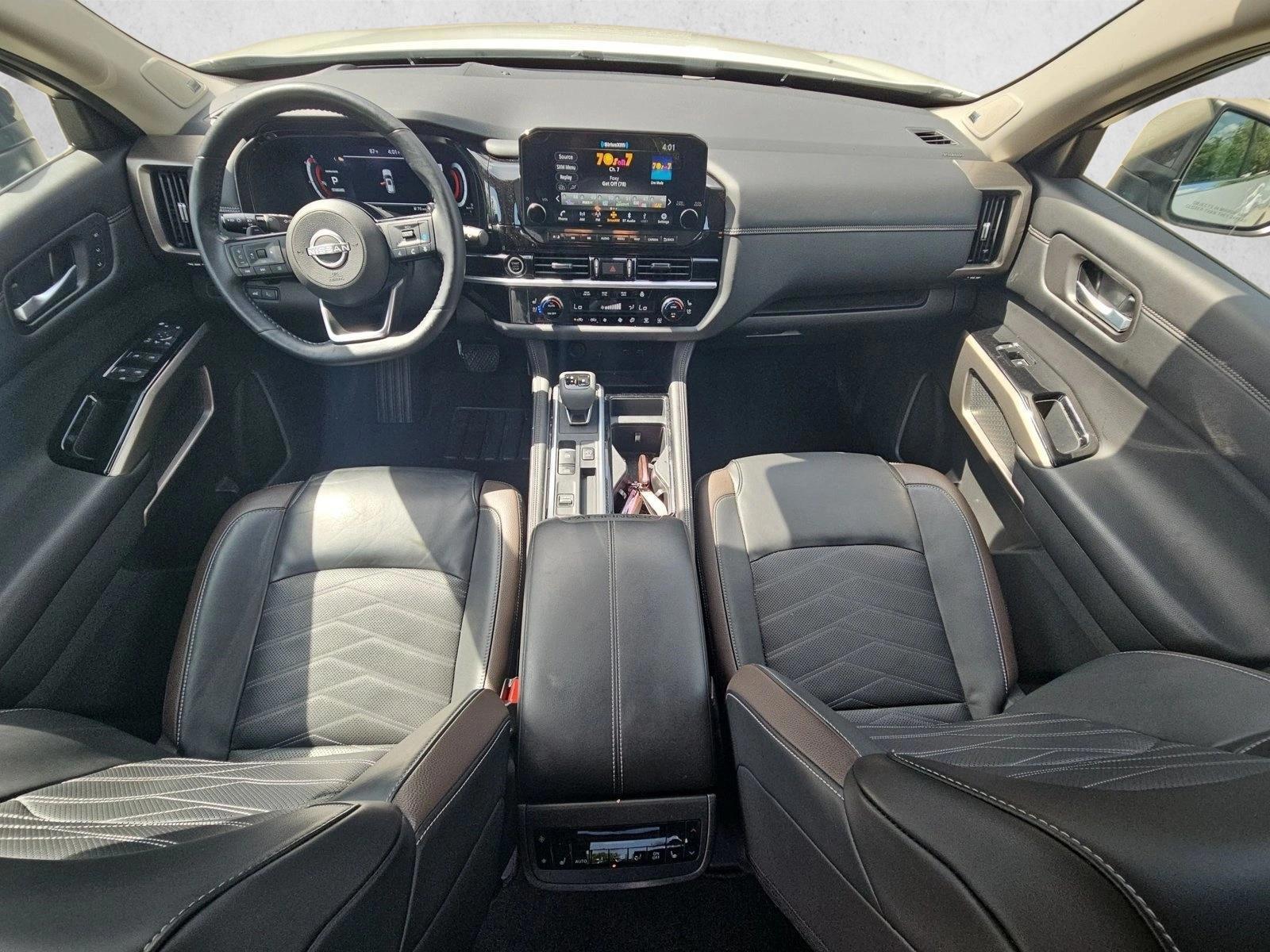 Thumbnail: 2024 Nissan Pathfinder - 3