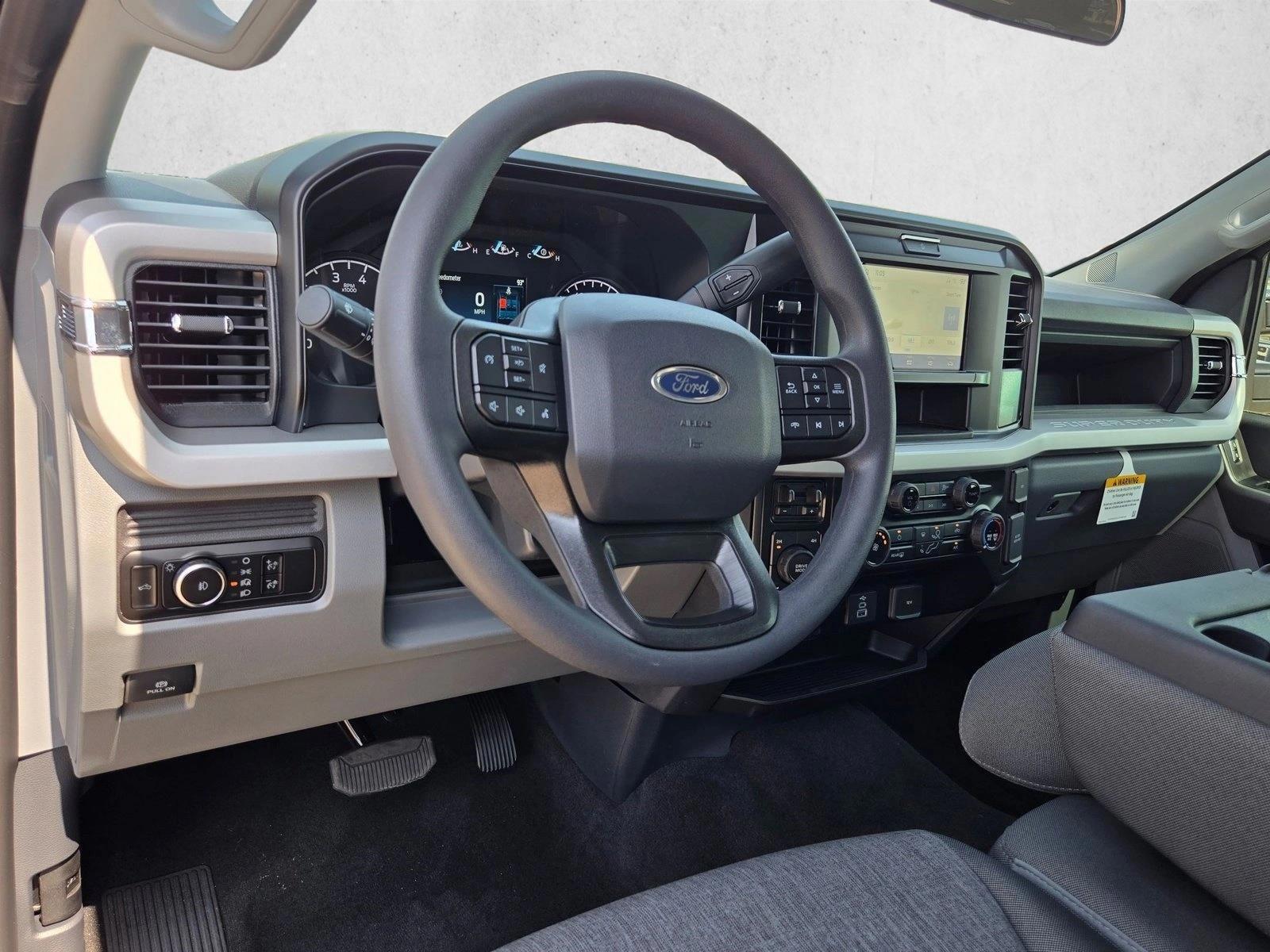 Thumbnail: 2026 Ford Econoline - 3