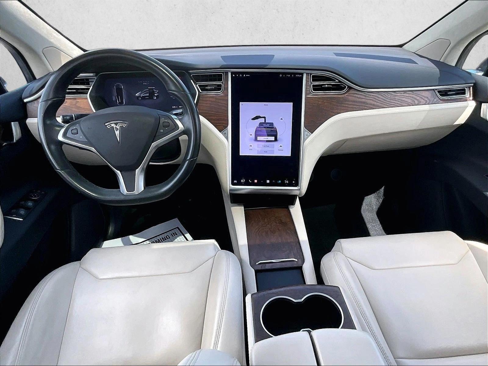 Thumbnail: 2017 Tesla Model X - 4