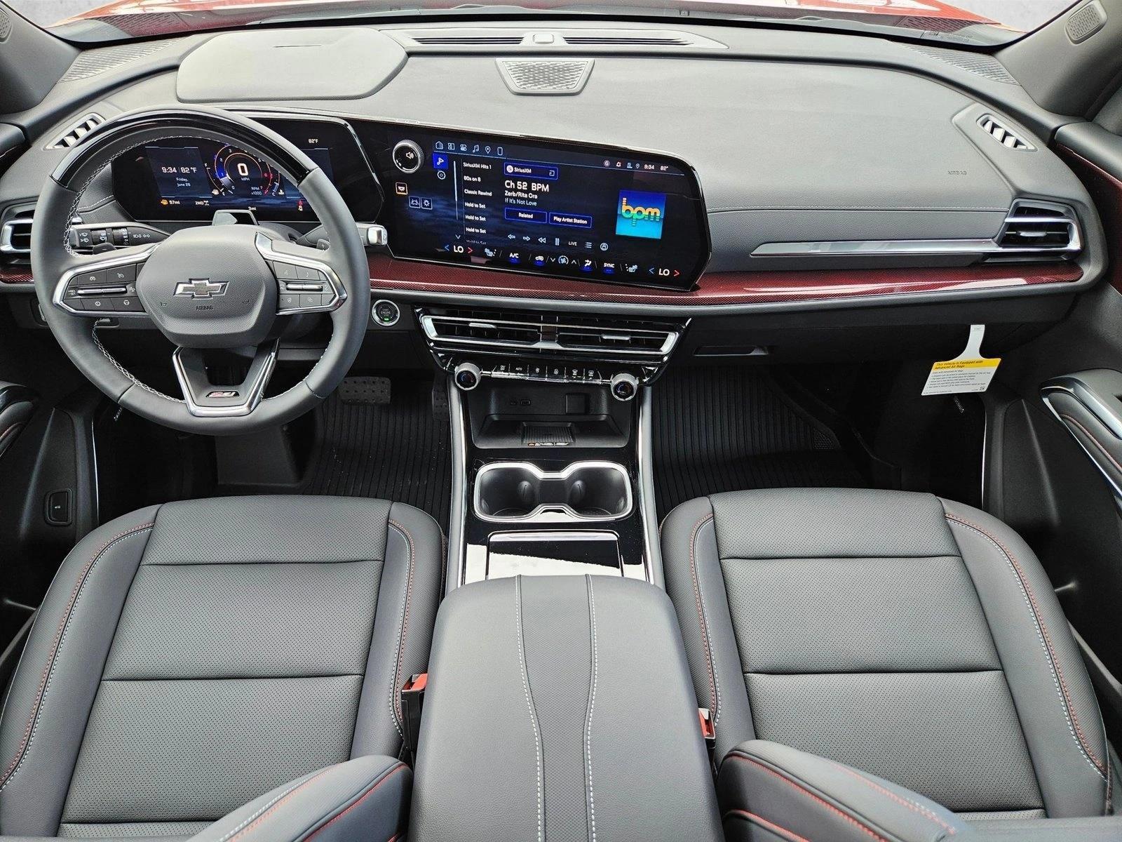 Thumbnail: 2026 Chevrolet Traverse - 3