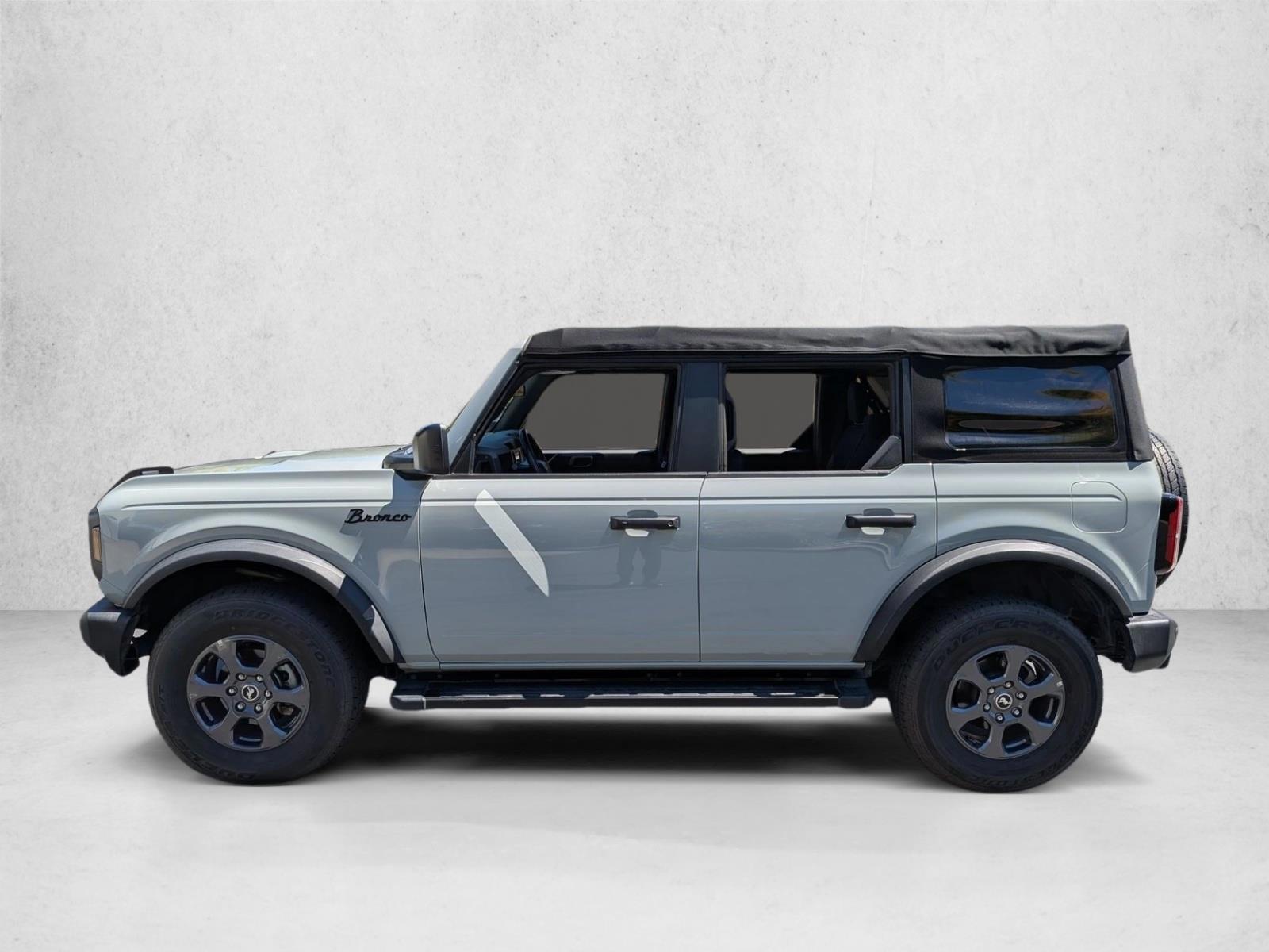 Thumbnail: 2022 Ford Bronco - 2