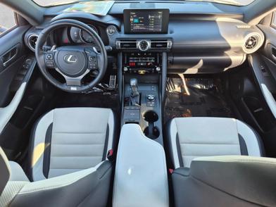 2021 Lexus IS