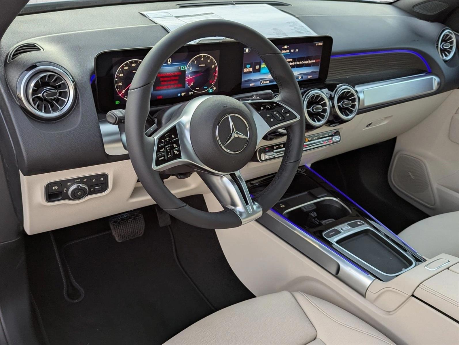 Thumbnail: 2026 Mercedes-Benz GLB - 3