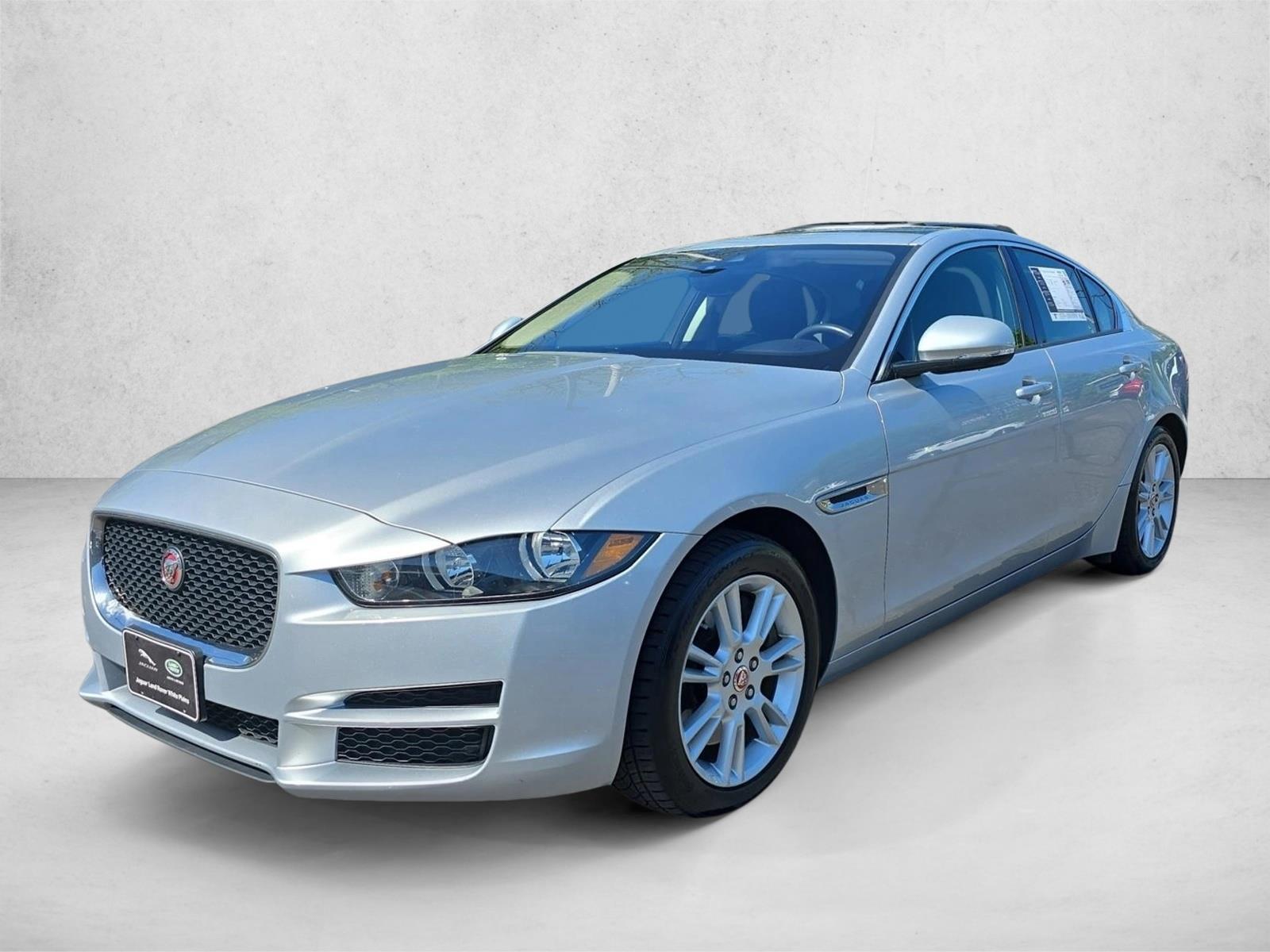Thumbnail: 2017 Jaguar XE - 1