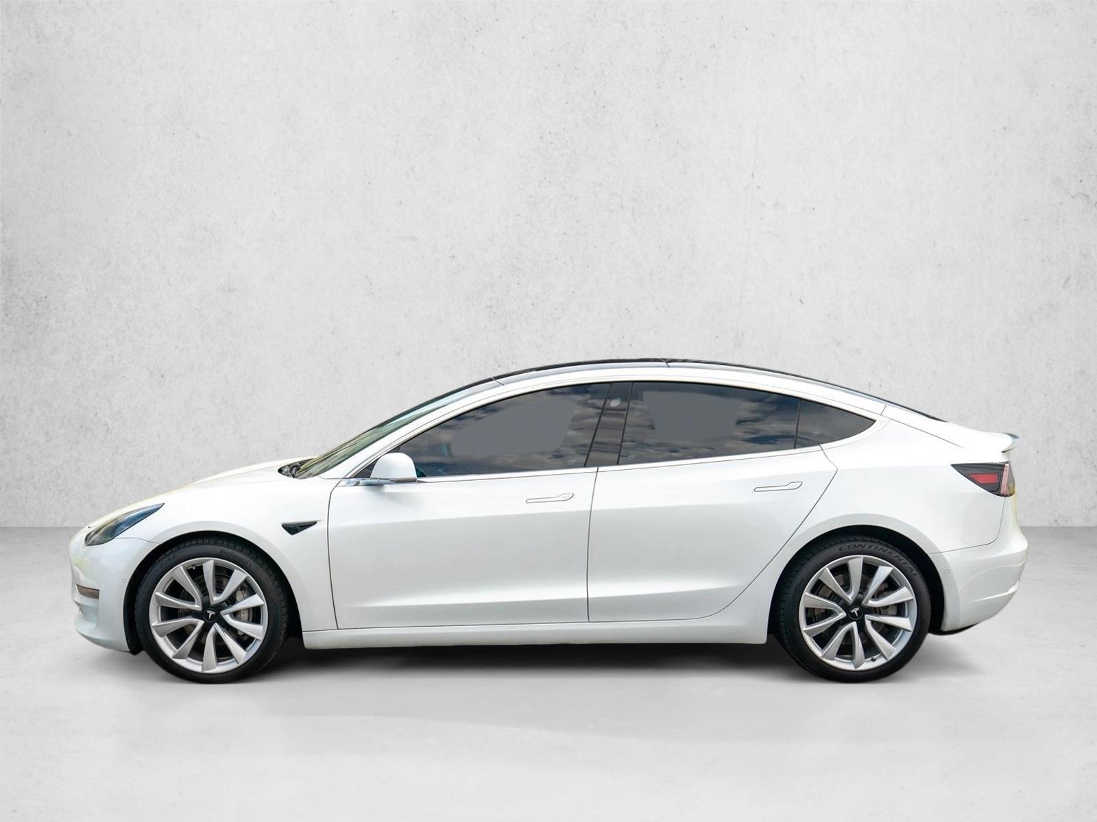 Thumbnail: 2020 Tesla Model 3 - 2