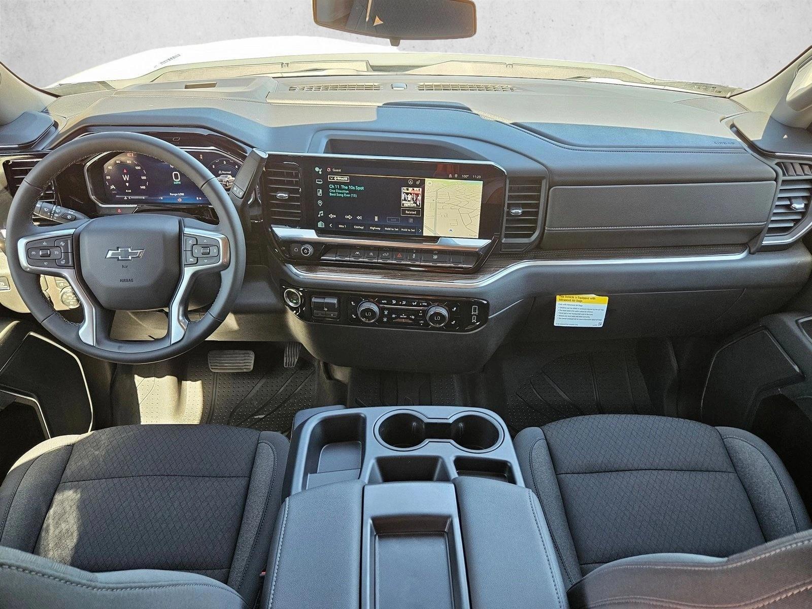 Thumbnail: 2026 Chevrolet Silverado 1500 - 3