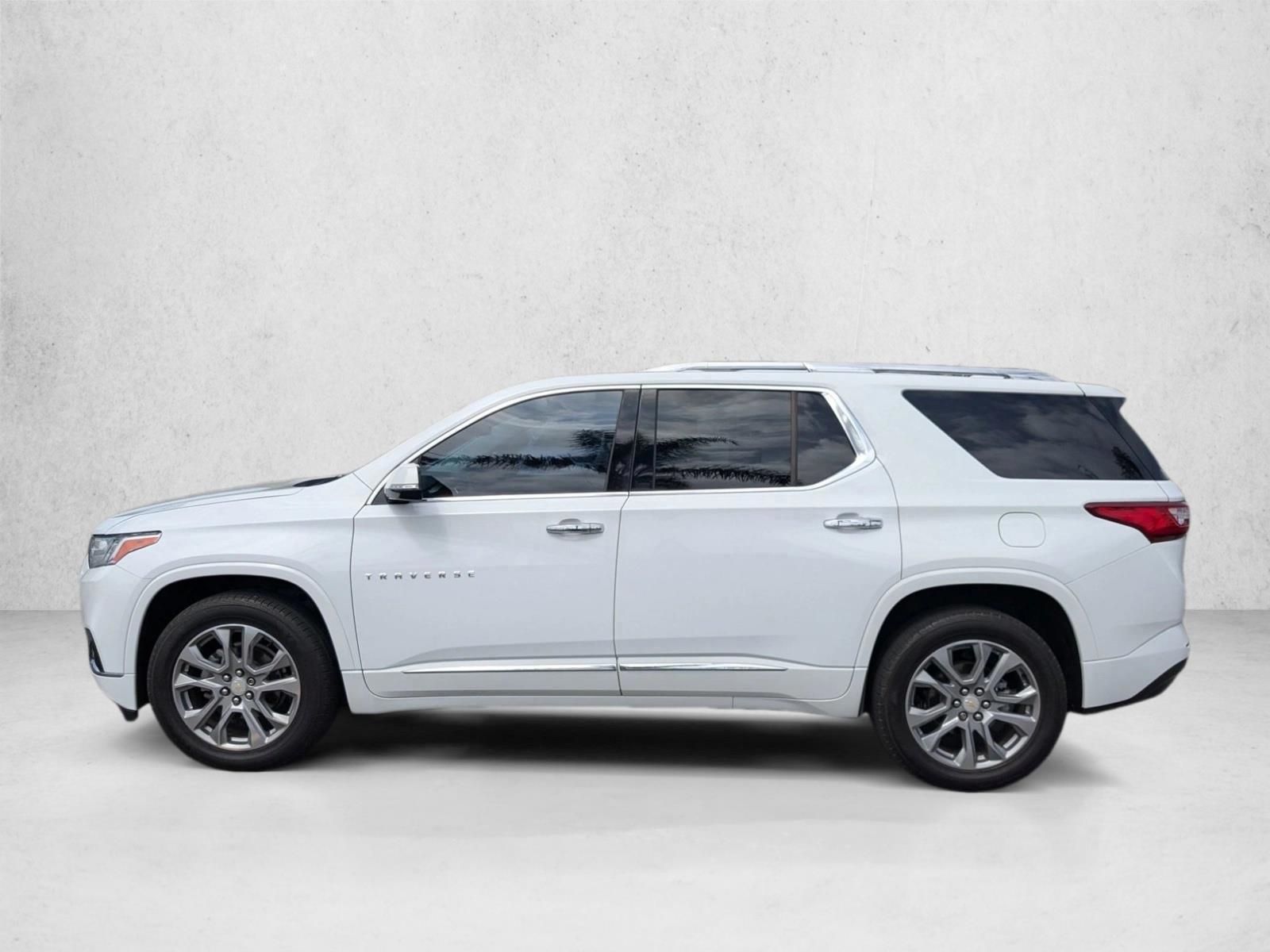 Thumbnail: 2019 Chevrolet Traverse - 2
