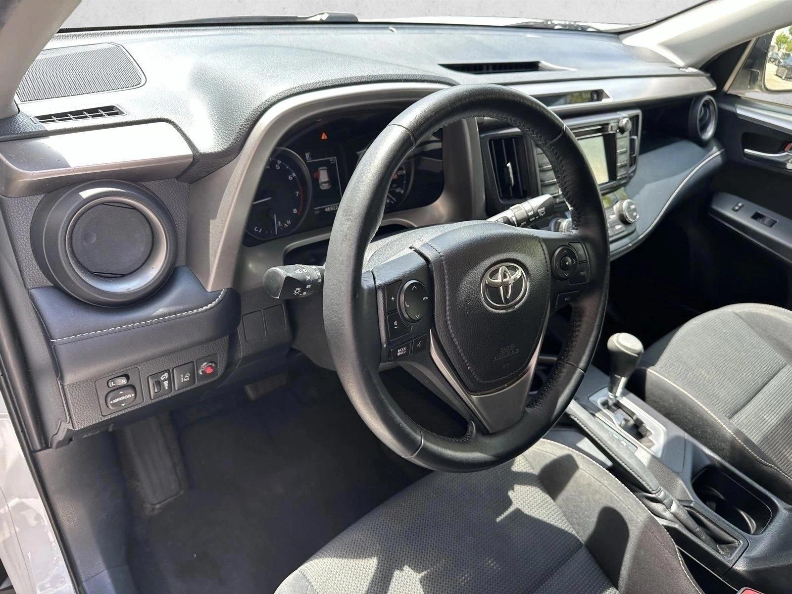 Thumbnail: 2017 Toyota RAV4 - 6