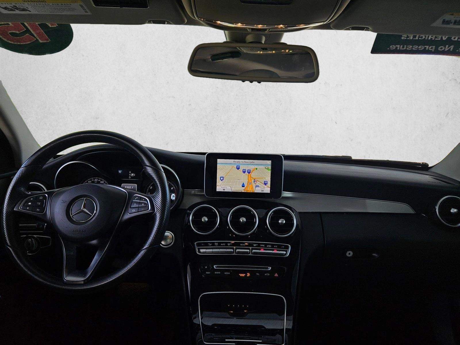 Thumbnail: 2015 Mercedes-Benz C-Class - 3