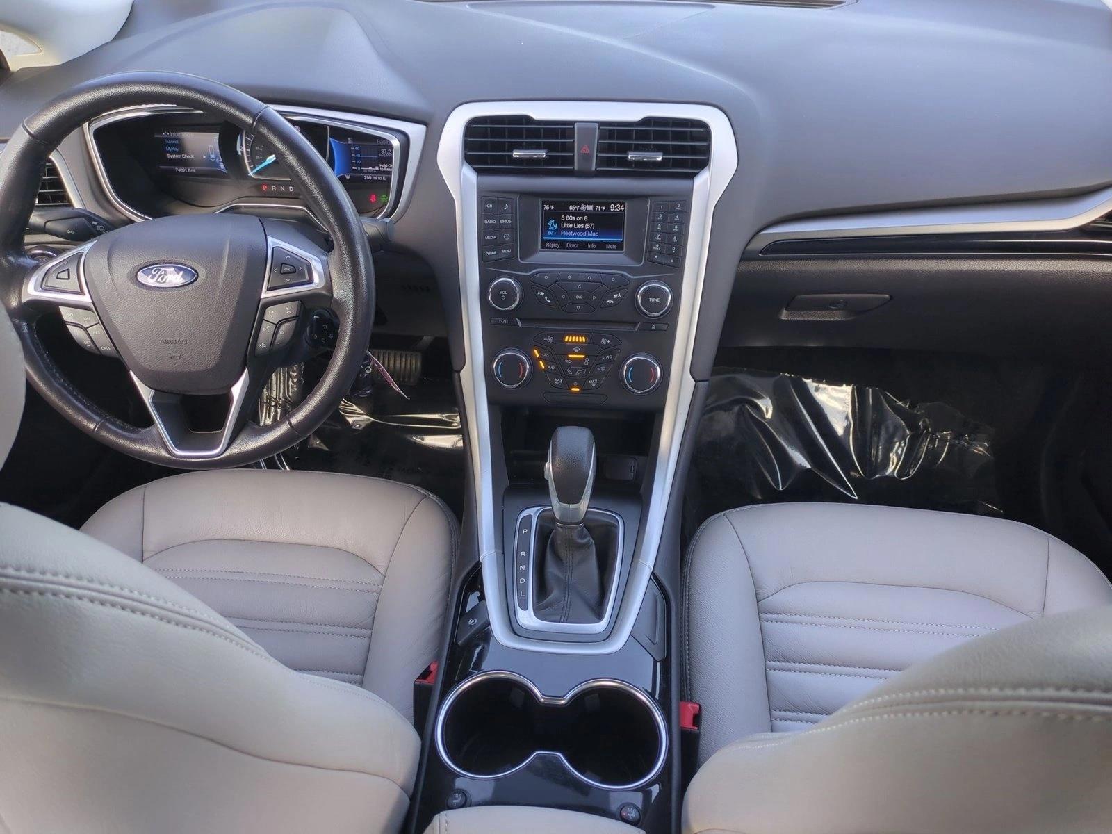 Thumbnail: 2015 Ford Fusion - 4