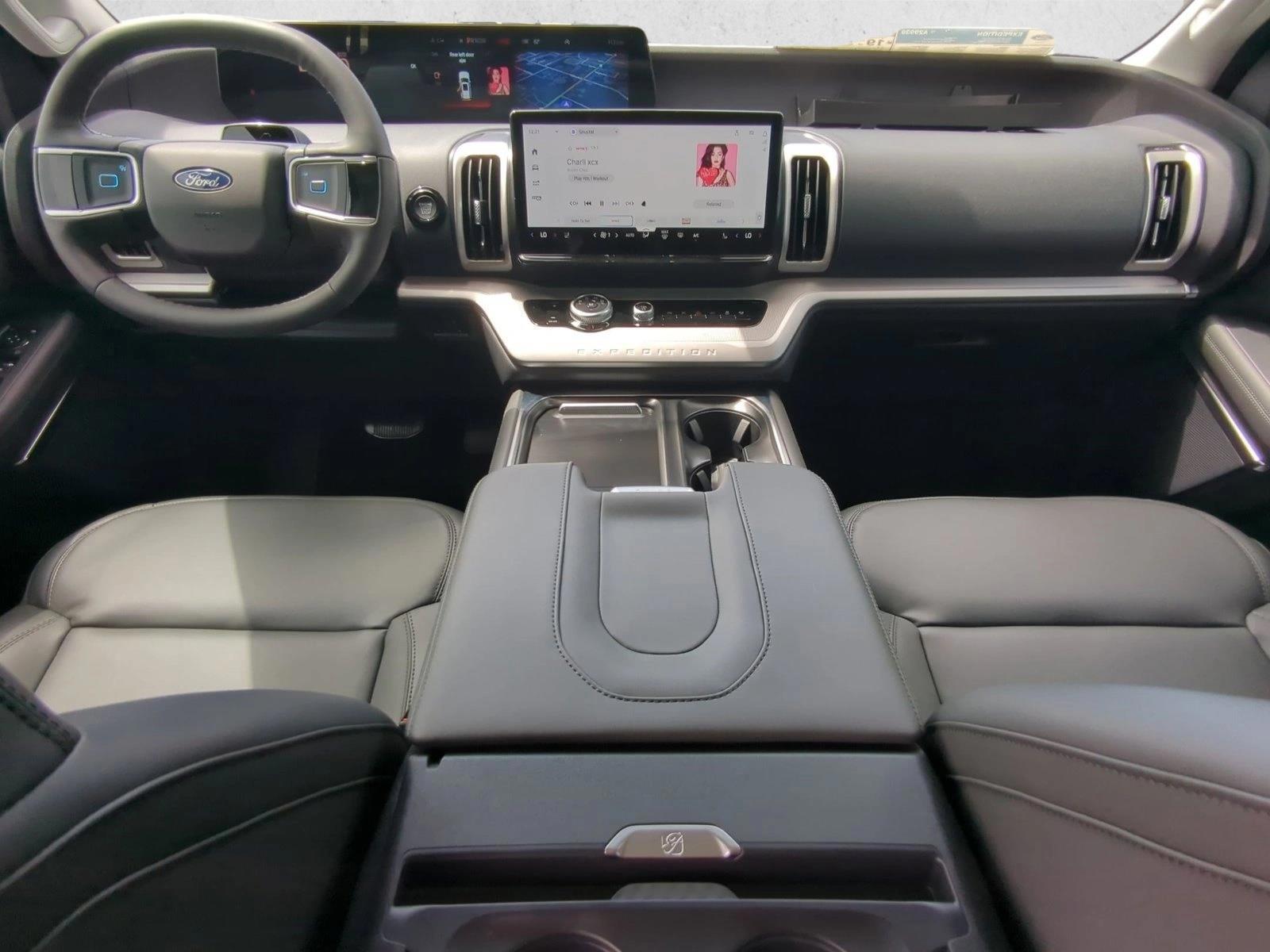 Thumbnail: 2026 Ford Expedition - 4