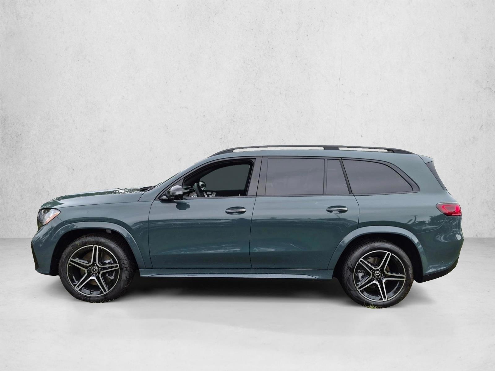 Thumbnail: 2027 Mercedes-Benz GLS - 2
