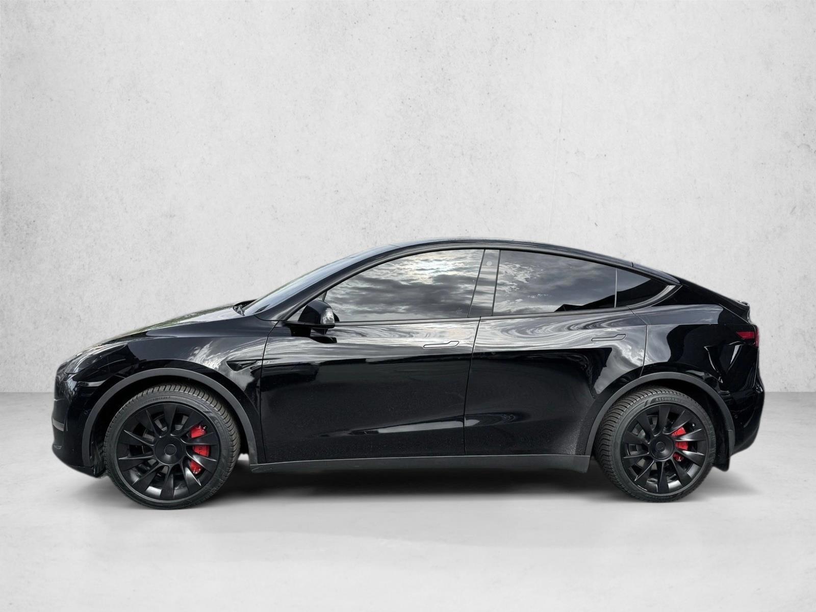 Thumbnail: 2022 Tesla Model Y - 2
