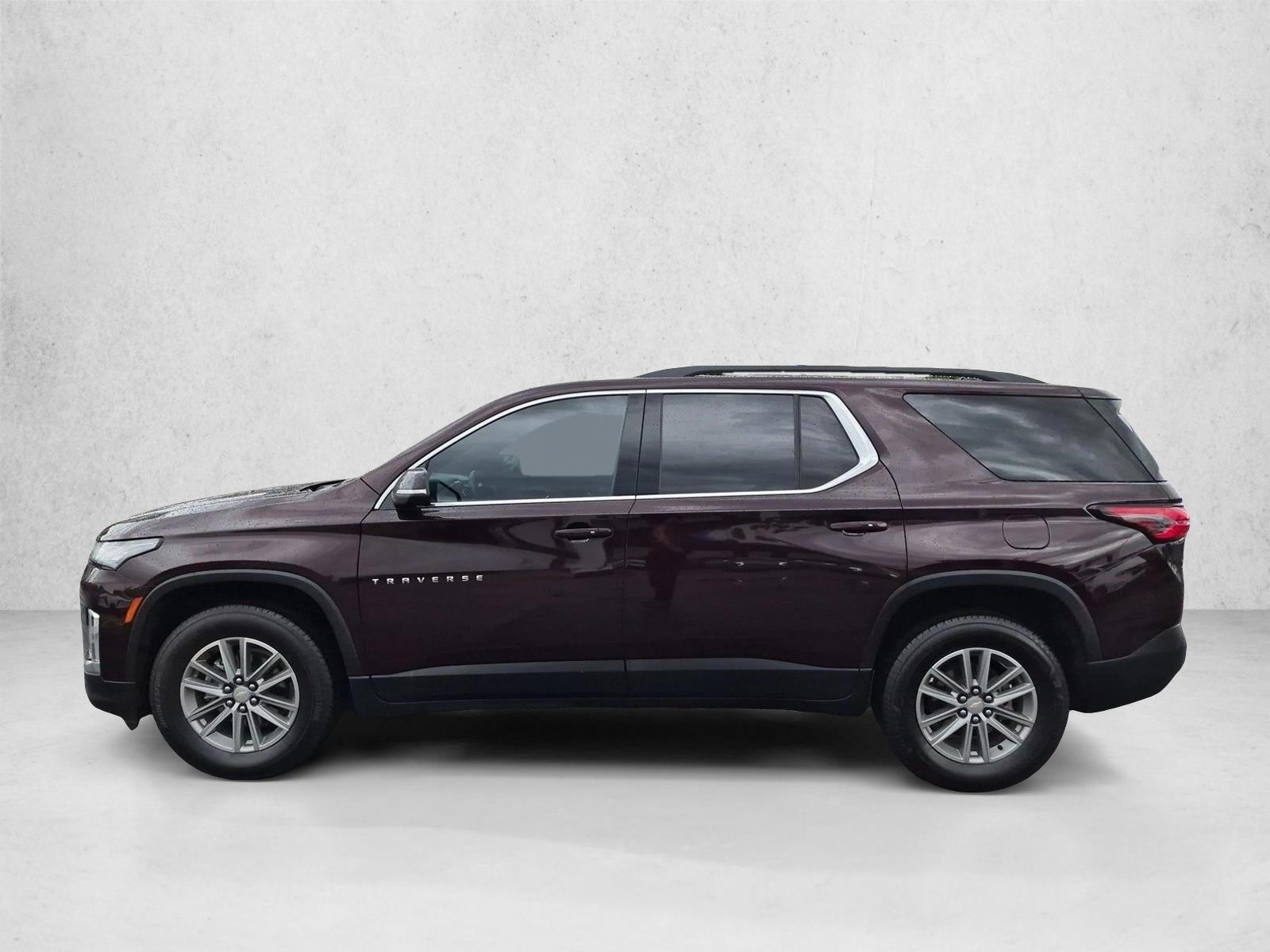 Thumbnail: 2023 Chevrolet Traverse - 3