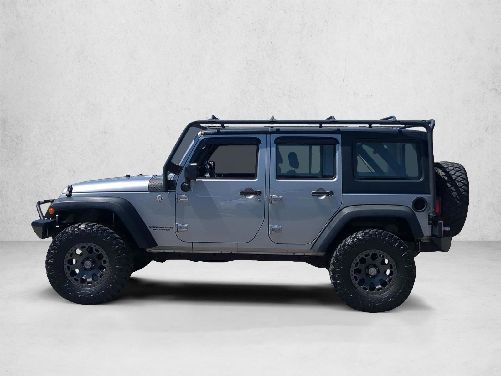 Thumbnail: 2016 Jeep Wrangler - 2