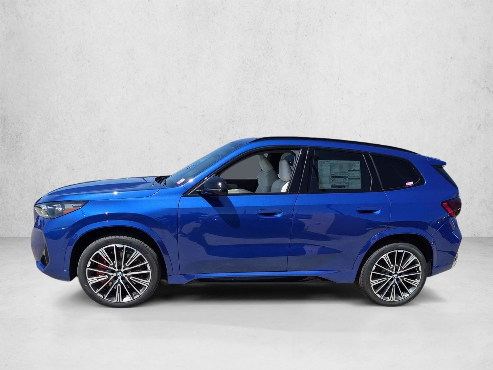 Thumbnail: 2027 BMW X1 - 2
