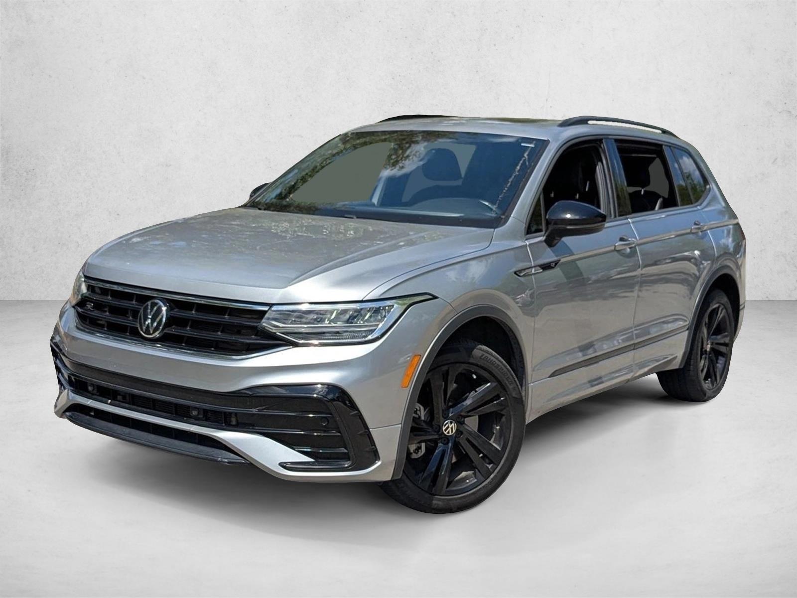 Thumbnail: 2023 Volkswagen Tiguan - 1