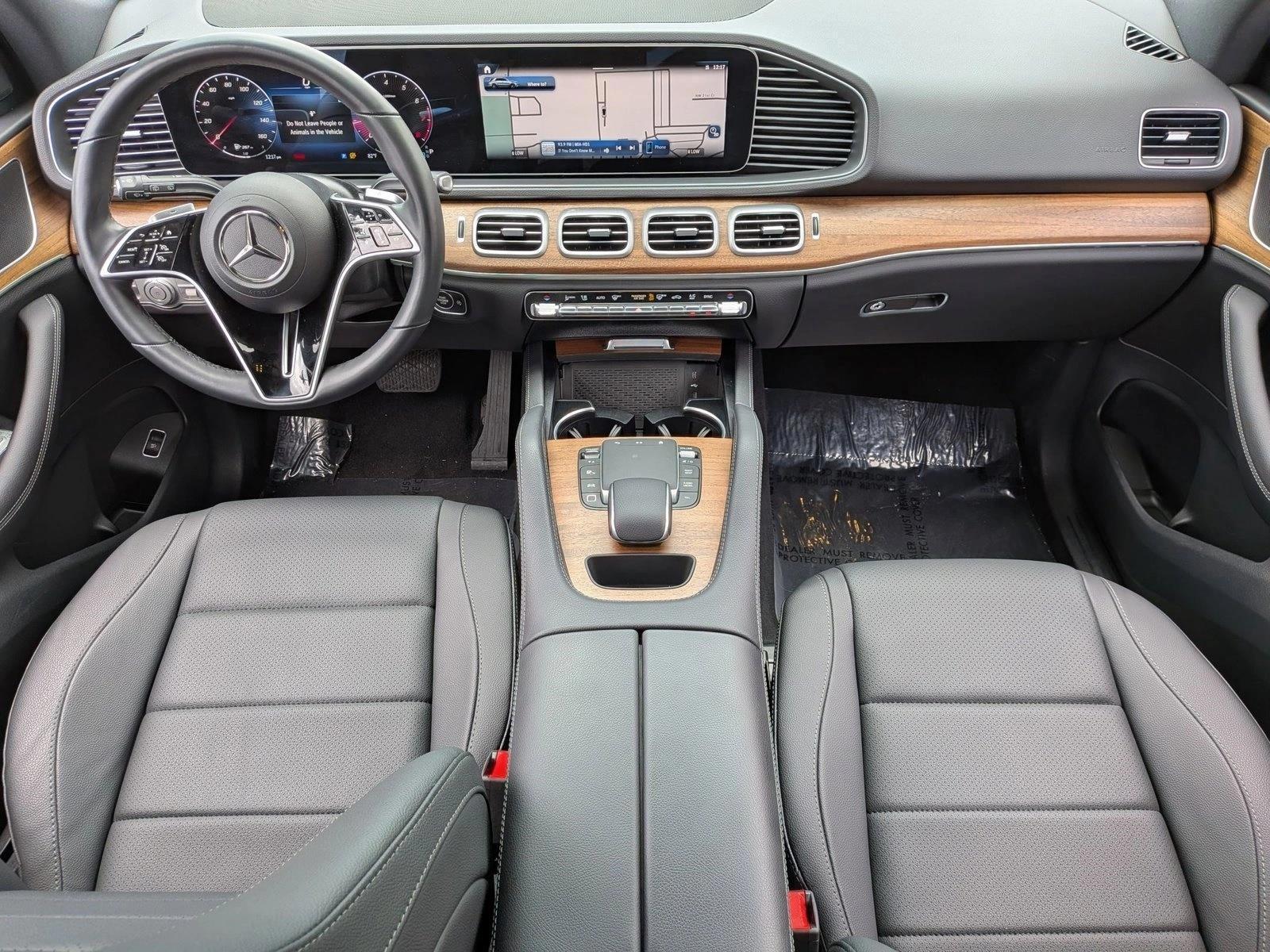 Thumbnail: 2025 Mercedes-Benz GLE - 4