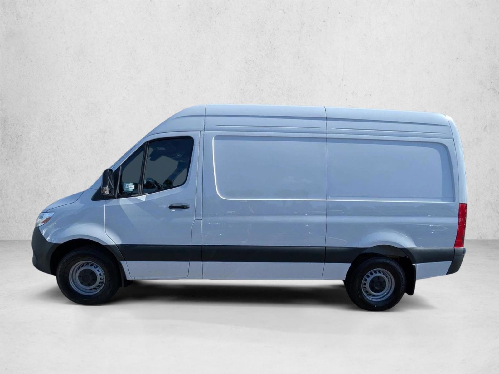 Thumbnail: 2026 Mercedes-Benz Sprinter - 2