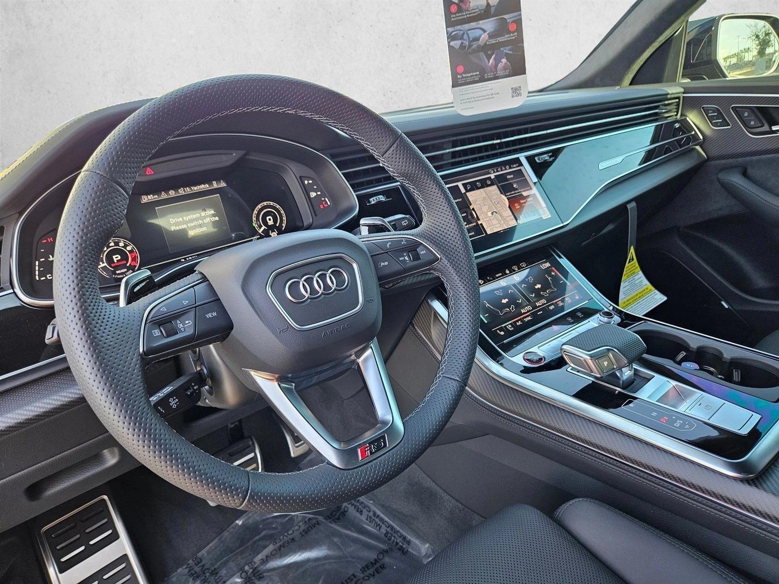 Thumbnail: 2026 Audi RS Q8 - 3