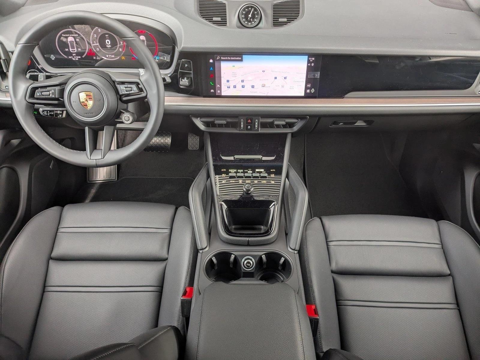 Thumbnail: 2026 Porsche Cayenne - 3