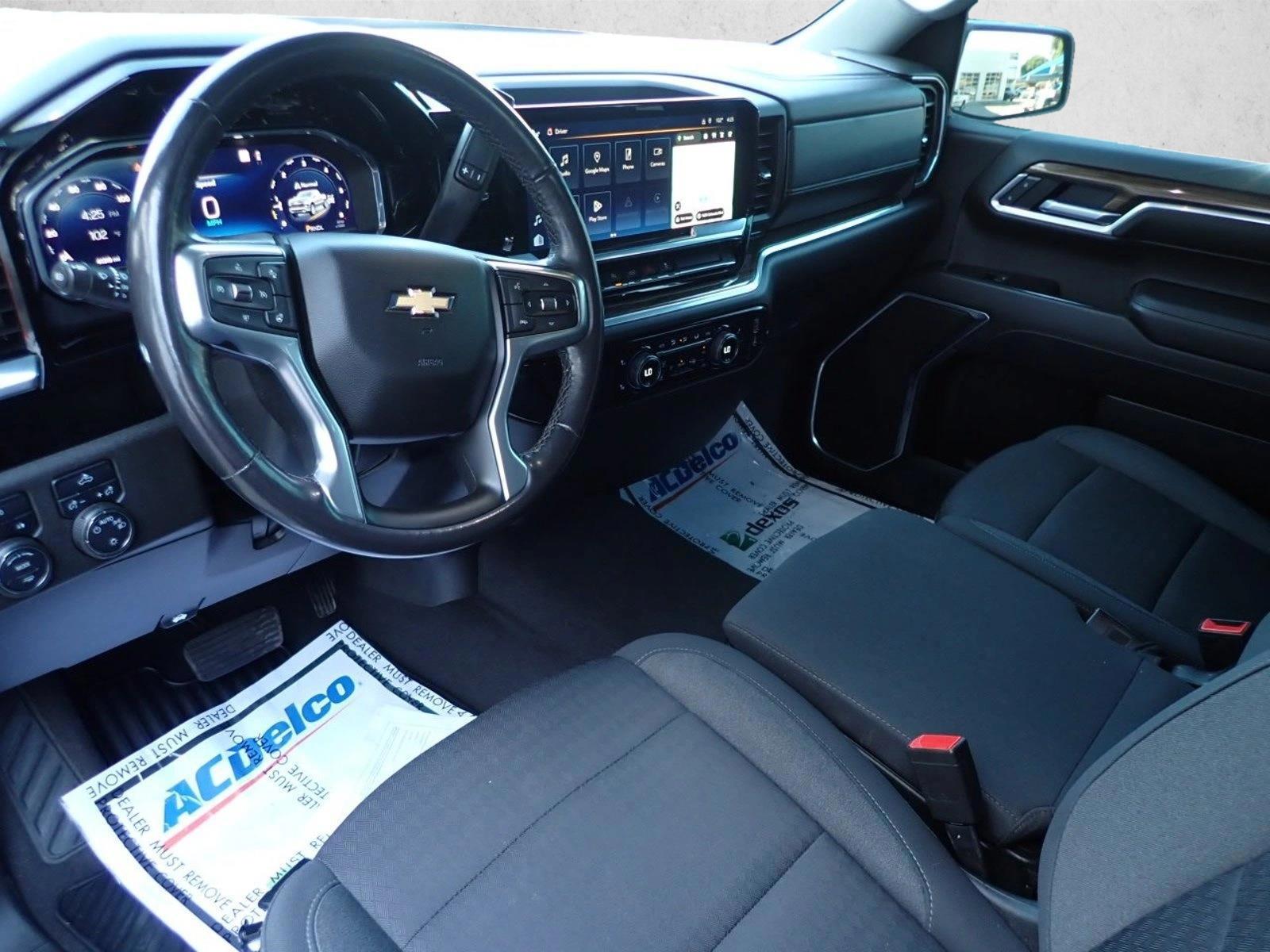 Thumbnail: 2022 Chevrolet Silverado 1500 - 3