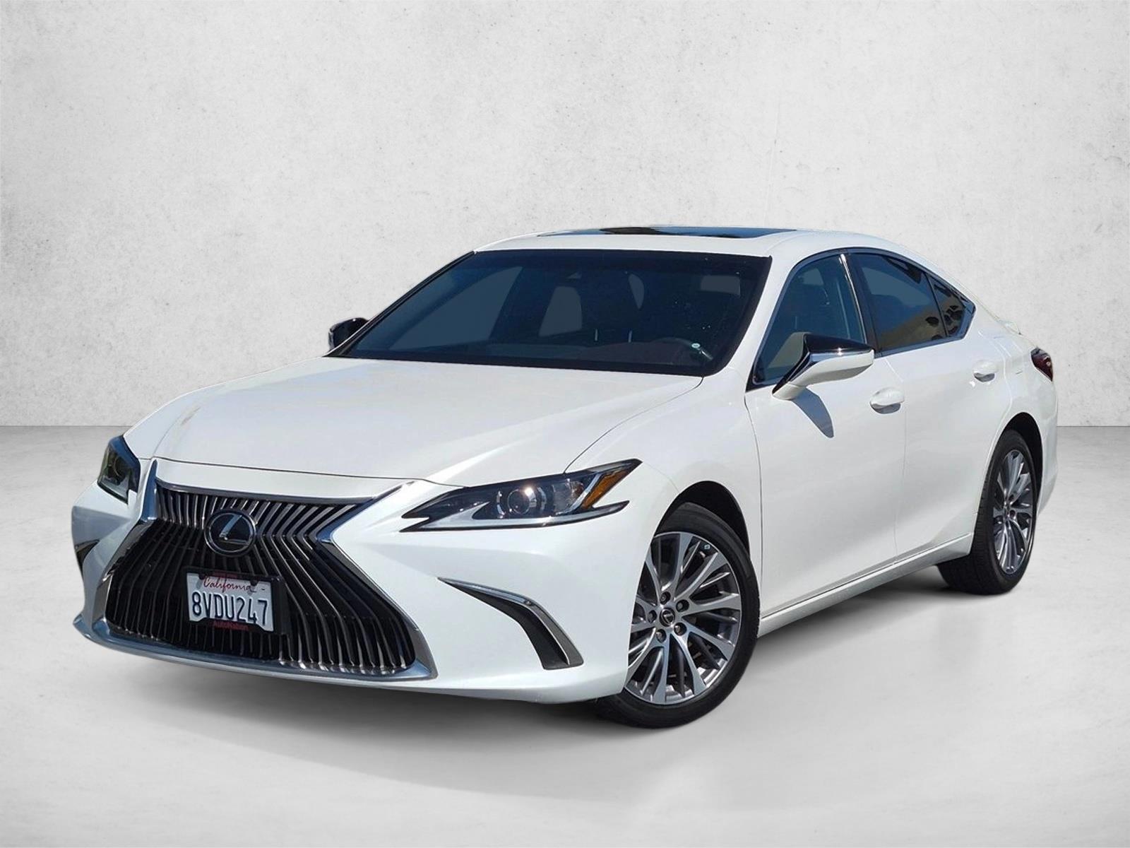 Thumbnail: 2021 Lexus ES - 1
