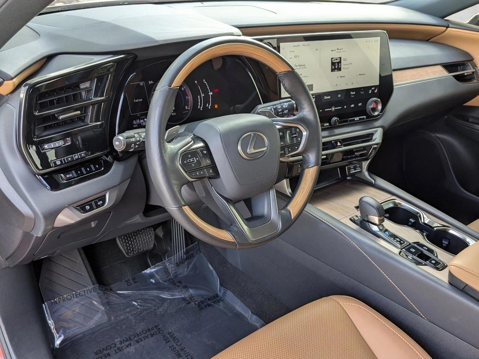 Thumbnail: 2024 Lexus RX - 3