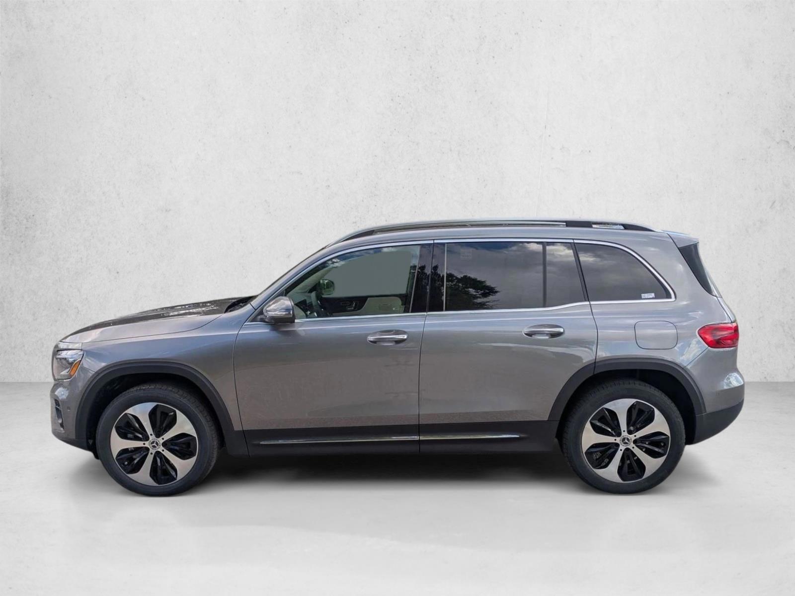 Thumbnail: 2026 Mercedes-Benz GLB - 2