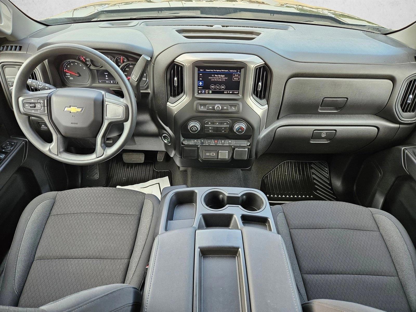 Thumbnail: 2026 Chevrolet Silverado 1500 - 3
