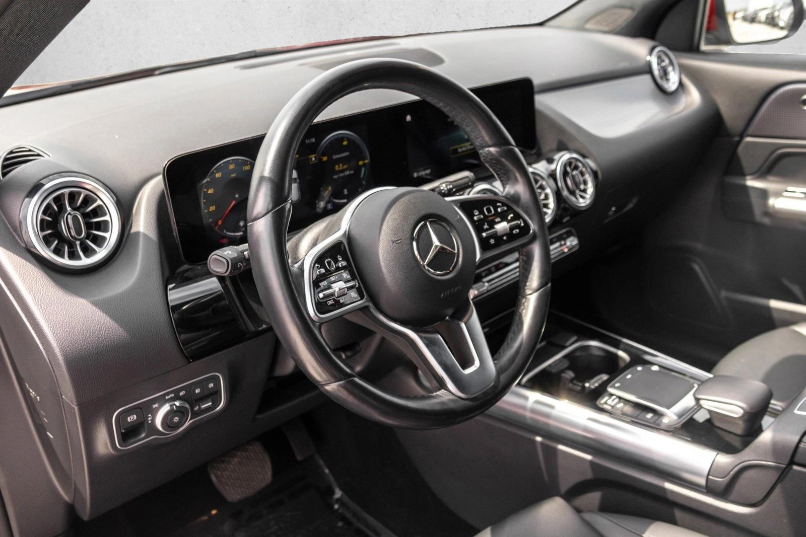 Thumbnail: 2022 Mercedes-Benz GLA - 3