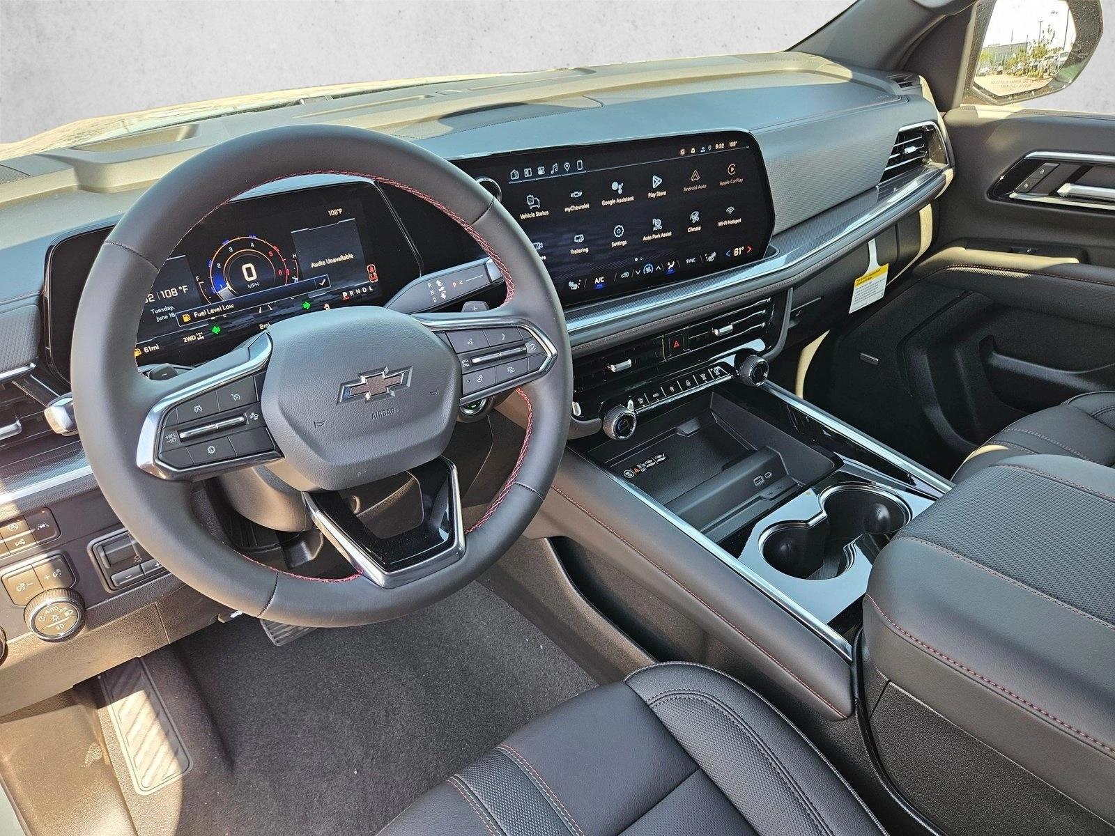 Thumbnail: 2026 Chevrolet Suburban - 3