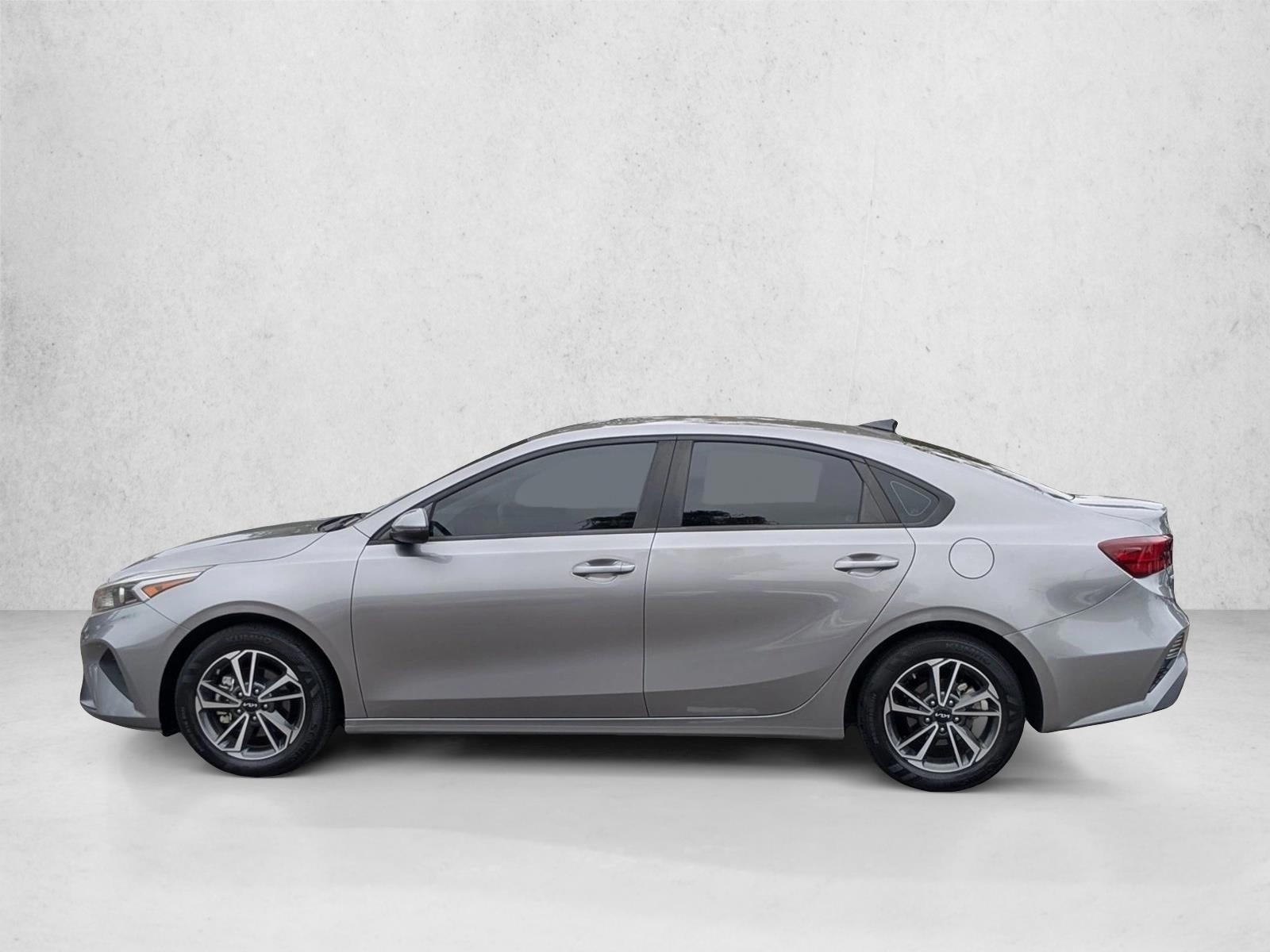 Thumbnail: 2023 Kia Forte - 2