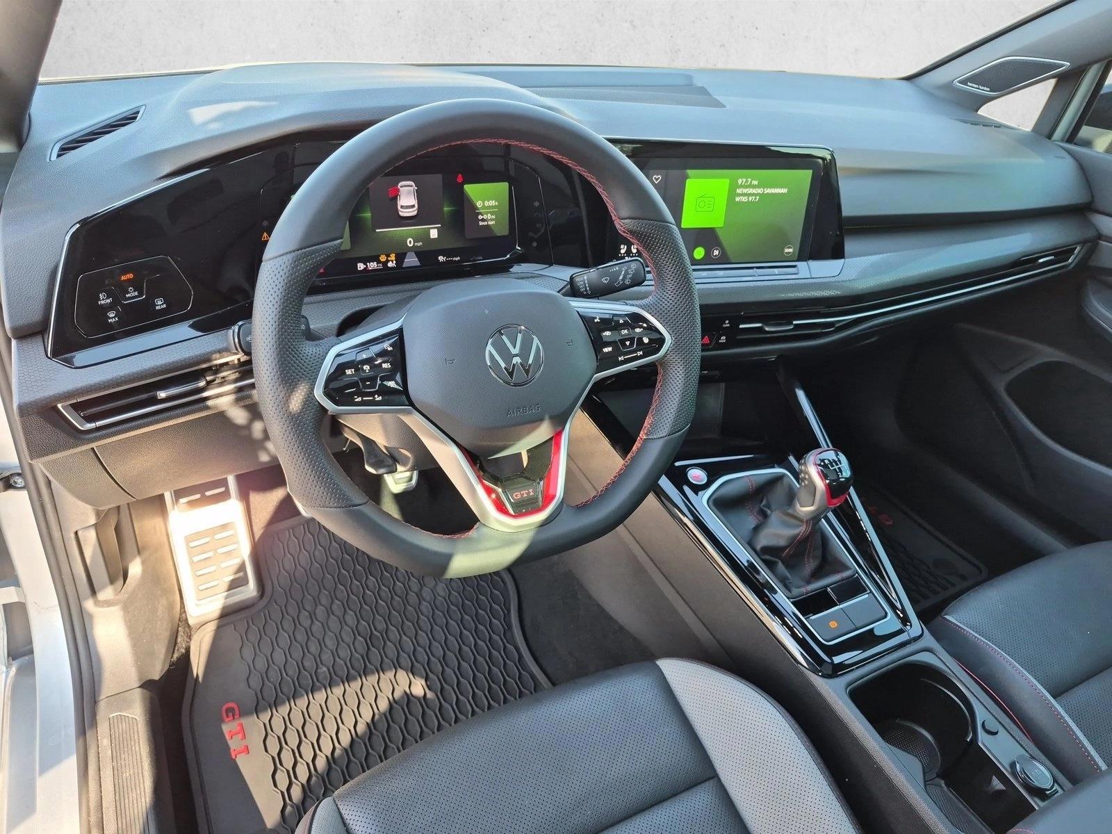 Thumbnail: 2024 Volkswagen Golf - 3