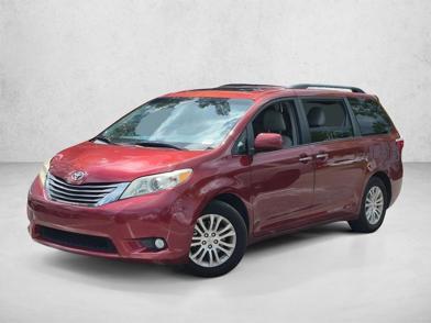 2017 Toyota Sienna XLE -
                  Pinellas Park, FL