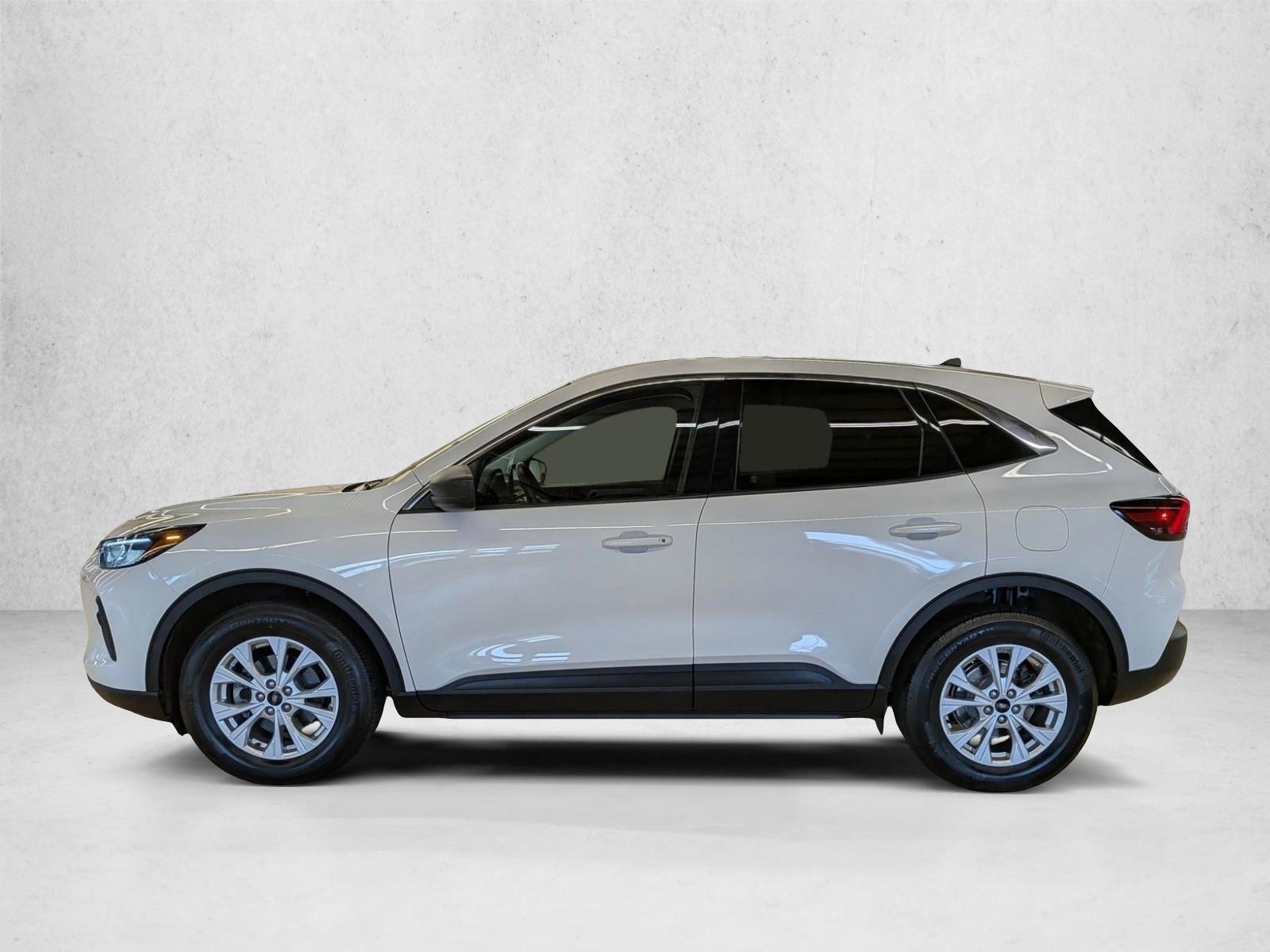 Thumbnail: 2023 Ford Escape - 2