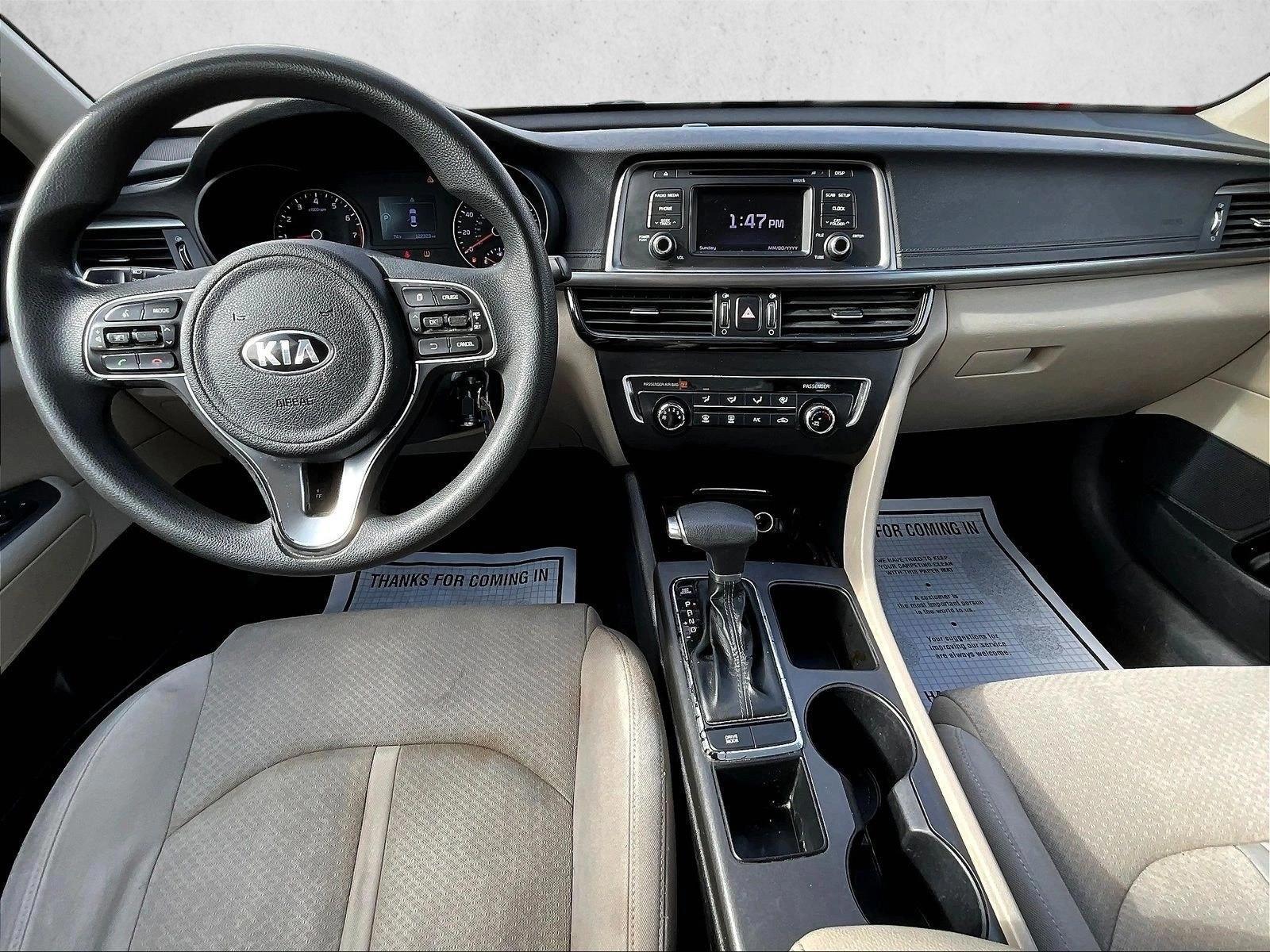2016 Kia Optima LX - Photo 16