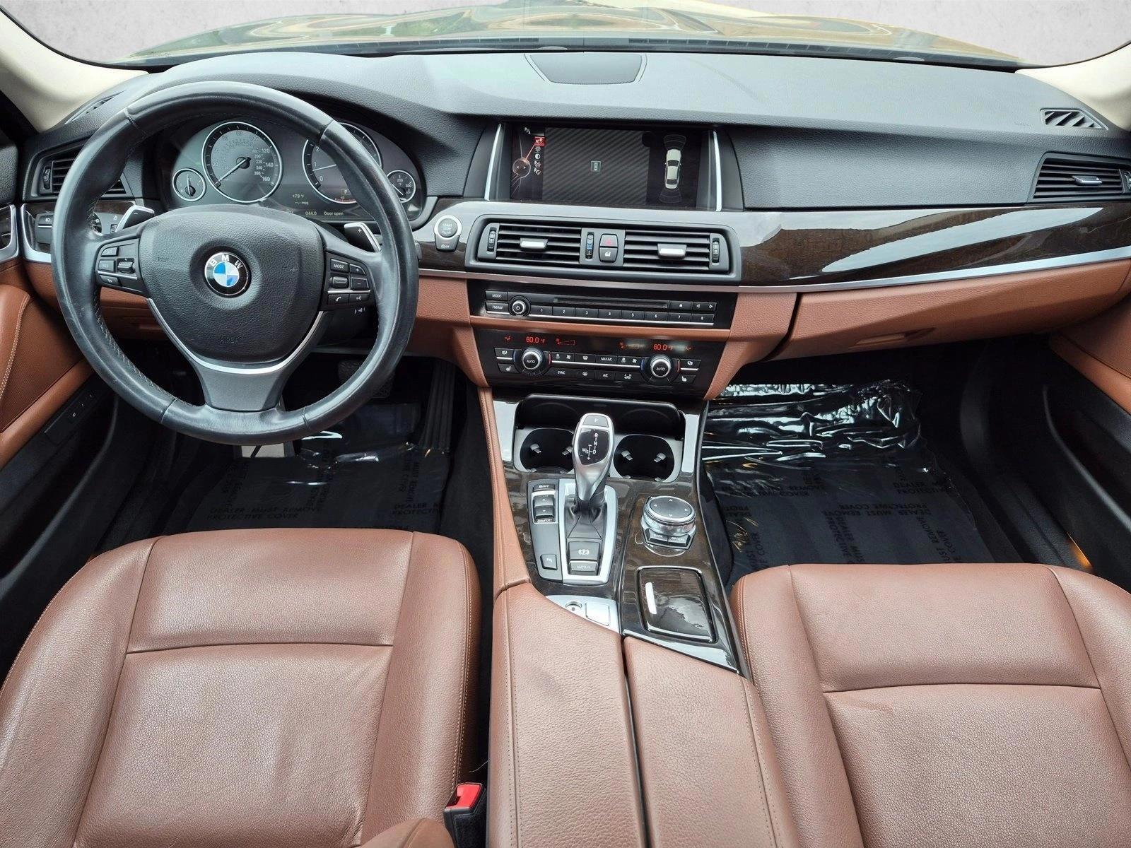 Thumbnail: 2016 BMW 5 Series - 4
