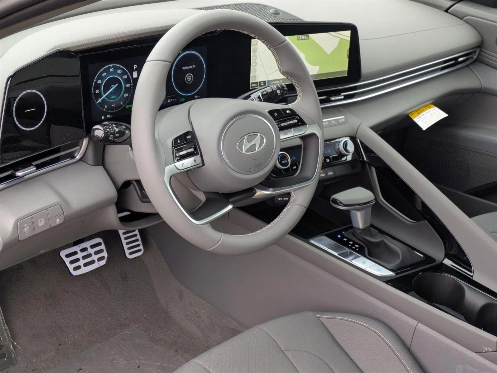 Thumbnail: 2025 Hyundai Elantra - 3