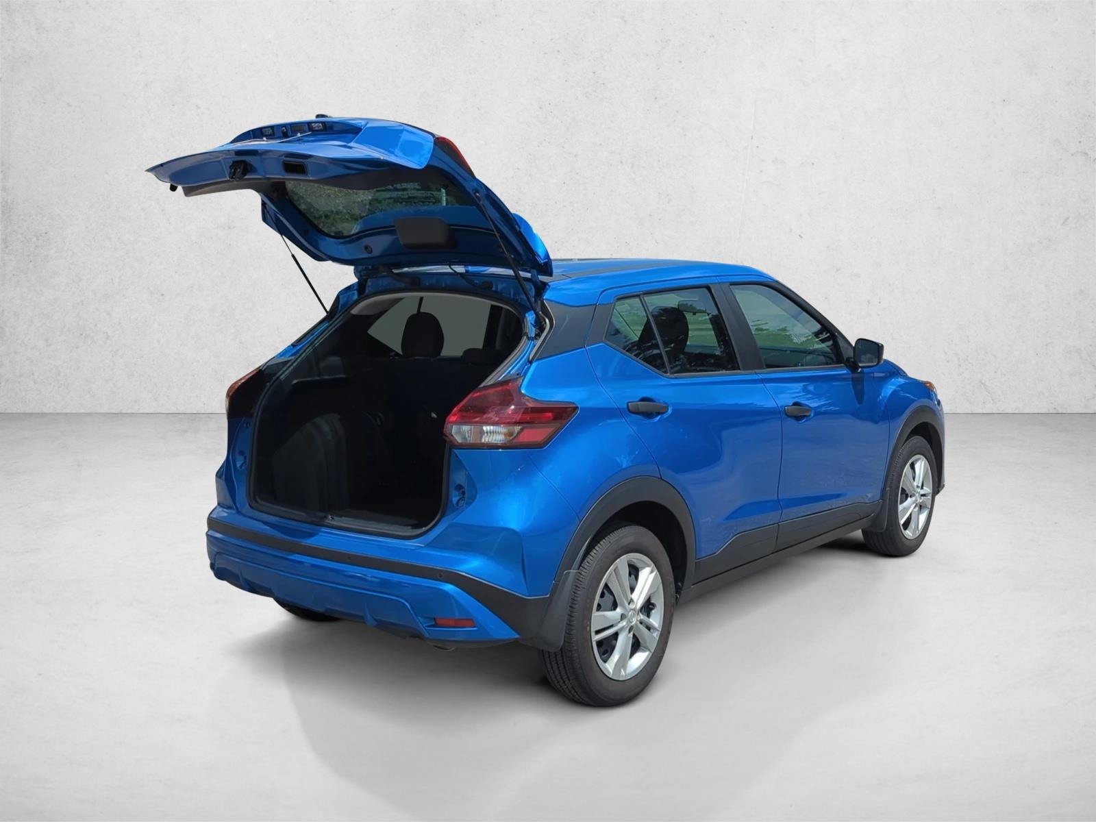 2024 Nissan Kicks