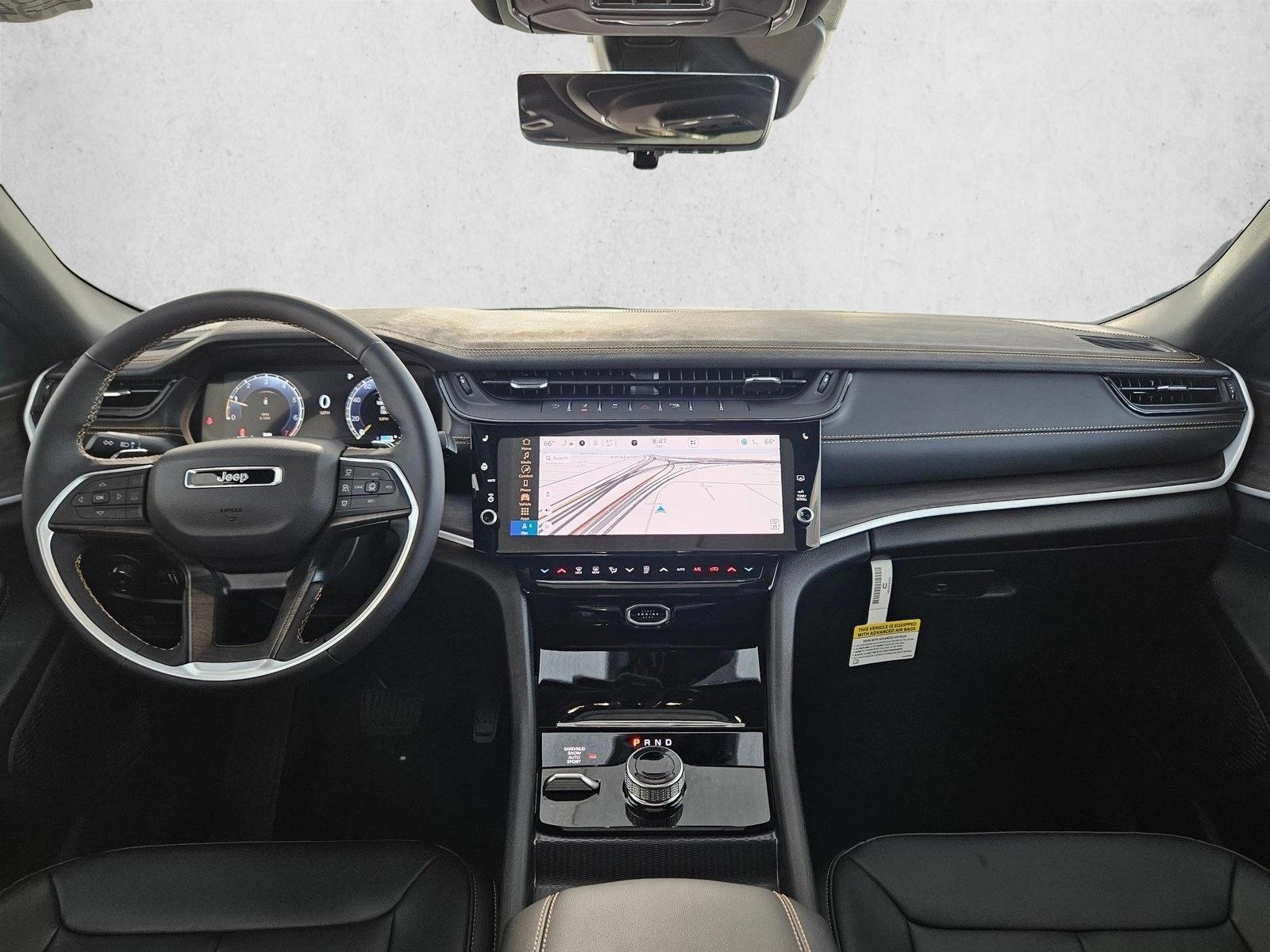 Thumbnail: 2026 Jeep Grand Cherokee - 3